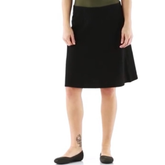 Patagonia Dresses & Skirts - 🌸 Patagonia Vitaliti A Line Casual Skirt Outdoor Pull On Cotton